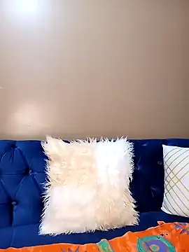 Snapshot of Ayrella02 chatting on December 6, 2024, 1:46 am Ayrella02 online show from December 6, 2024, 1:46 am