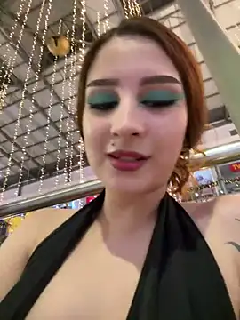 Mon Cherry online show from January 7, 2026, 1:21 am