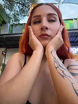 Snapshot of Mon_Cherry chatting on June 18, 2026, 10:48 pm Mon Cherry online show from June 18, 2026, 10:48 pm
