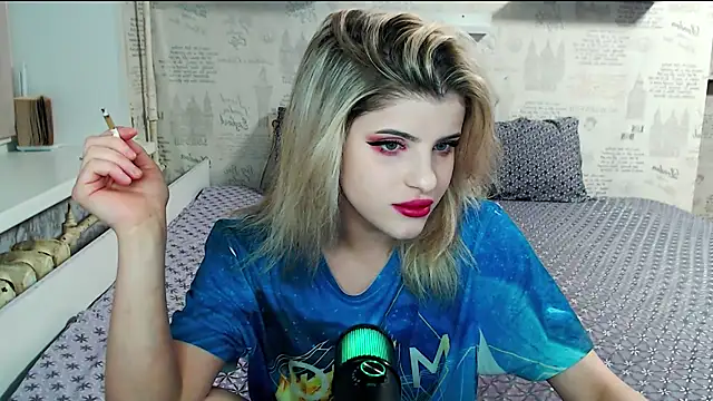 Snapshot of AleksandraFlores chatting on April 11, 2026, 8:12 pm AleksandraFlores online show from April 11, 2026, 8:12 pm