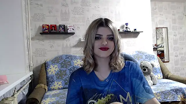 Snapshot of AleksandraFlores chatting on February 17, 2025, 12:54 am AleksandraFlores online show from February 17, 2025, 12:54 am