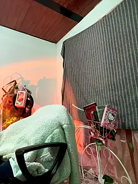 Snapshot of CieloTaylor chatting on November 23, 2025, 7:29 am CieloTaylor online show from November 23, 2025, 7:29 am