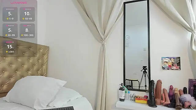 Snapshot of Alessiiaa_ chatting on September 16, 2025, 9:16 pm Alessiiaa online show from September 16, 2025, 9:16 pm