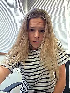 lucie mehott online show from July 28, 2026, 11:17 am
