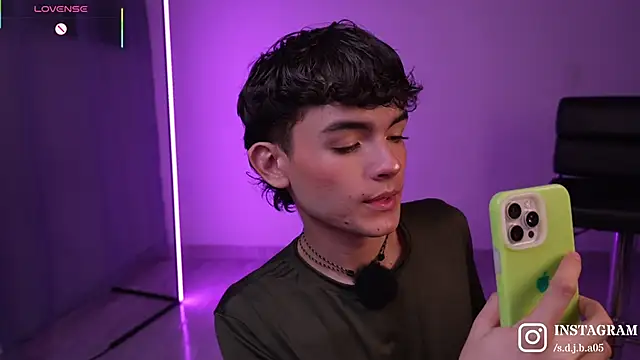 Angelo 018 online show from March 7, 2026, 2:40 am