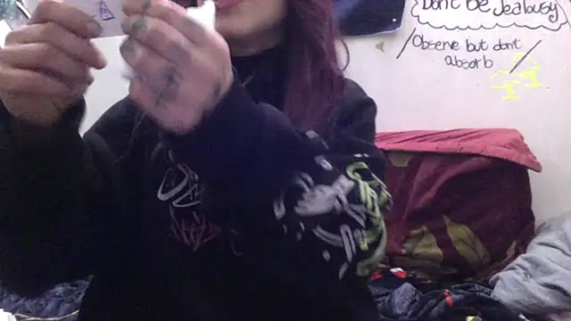 harderisbetter24 online show from January 3, 2025, 7:39 pm