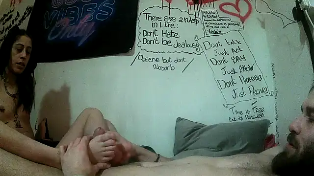 harderisbetter24 online show from December 27, 2024, 4:47 am