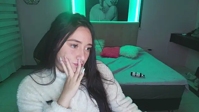 Snapshot of Andrea_Ramos chatting on February 27, 2025, 12:03 am Andrea Ramos online show from February 27, 2025, 12:03 am