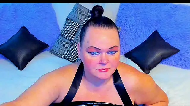 Snapshot of MilanaBiegert chatting on November 4, 2025, 5:44 am MilanaBiegert online show from November 4, 2025, 5:44 am