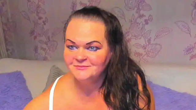 Snapshot of MilanaBiegert chatting on September 27, 2025, 8:15 pm MilanaBiegert online show from September 27, 2025, 8:15 pm