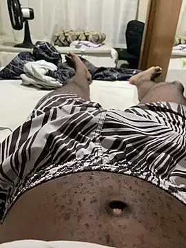 Snapshot of eirdxxx chatting on February 24, 2025, 5:11 am eirdxxx online show from February 24, 2025, 5:11 am