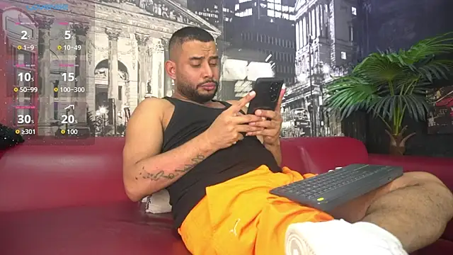 Snapshot of THIAGOXBIG chatting on October 29, 2025, 9:58 pm THIAGOXBIG online show from October 29, 2025, 9:58 pm