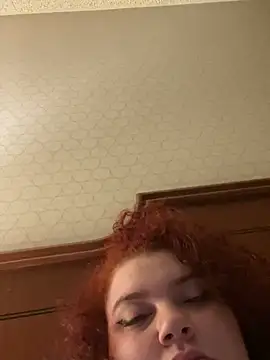 Snapshot of lolabun247 chatting on January 28, 2025, 12:00 pm lolabun247 online show from January 28, 2025, 12:00 pm