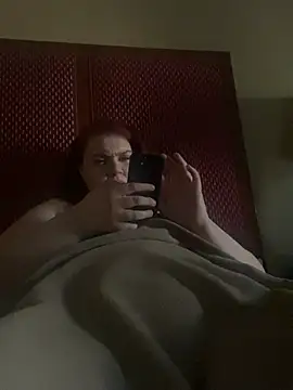 Snapshot of lolabun247 chatting on March 6, 2025, 11:20 pm lolabun247 online show from March 6, 2025, 11:20 pm