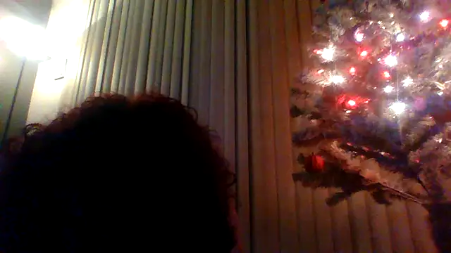 Snapshot of lolabun247 chatting on November 28, 2025, 11:43 am lolabun247 online show from November 28, 2025, 11:43 am