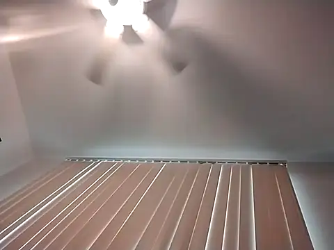 Snapshot of lolabun247 chatting on January 21, 2025, 4:37 pm lolabun247 online show from January 21, 2025, 4:37 pm