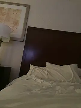 Snapshot of lolabun247 chatting on February 23, 2025, 9:16 pm lolabun247 online show from February 23, 2025, 9:16 pm