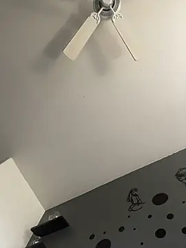 Snapshot of lolabun247 chatting on November 6, 2025, 4:22 pm lolabun247 online show from November 6, 2025, 4:22 pm