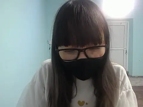 Snapshot of elllaaxx chatting on November 7, 2025, 4:17 am elllaaxx online show from November 7, 2025, 4:17 am