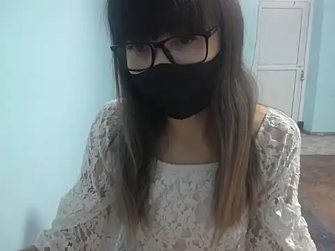 Snapshot of elllaaxx chatting on November 10, 2025, 4:50 am elllaaxx online show from November 10, 2025, 4:50 am