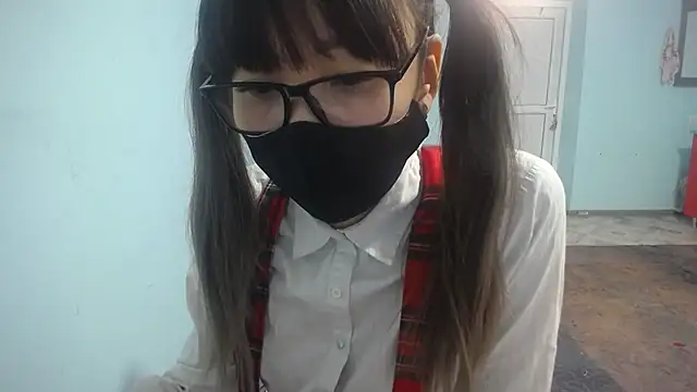 Snapshot of elllaaxx chatting on November 13, 2025, 4:16 am elllaaxx online show from November 13, 2025, 4:16 am