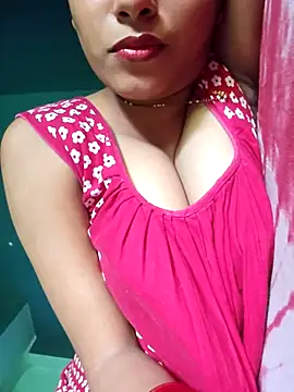 Snapshot of sexyindi_couple chatting on October 10, 2025, 6:36 am sexyindi couple online show from October 10, 2025, 6:36 am