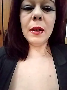 Snapshot of Lucia8600 chatting on December 1, 2025, 9:04 pm Lucia8600 online show from December 1, 2025, 9:04 pm