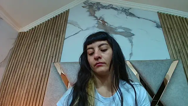 Naughty Kittenm online show from May 24, 2026, 10:37 am