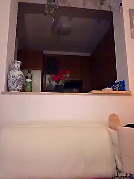 kikkastar online show from December 2, 2025, 9:05 pm