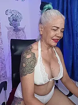 freyadevil333 online show from March 13, 2026, 5:56 am