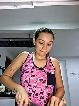 Snapshot of Angela_hank2 chatting on February 12, 2026, 12:54 am Angela hank2 online show from February 12, 2026, 12:54 am