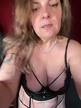 Sunbelxx online show from February 15, 2026, 2:38 pm