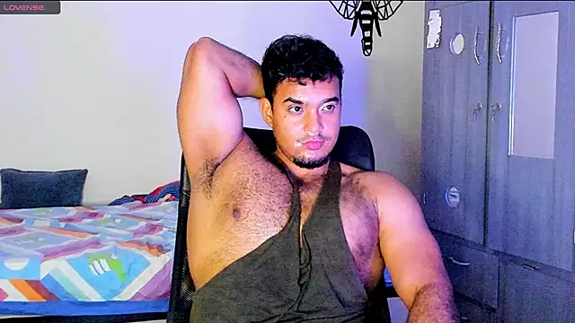 Snapshot of Big_furry_bear13 chatting on January 24, 2025, 9:17 am Big furry bear13 online show from January 24, 2025, 9:17 am