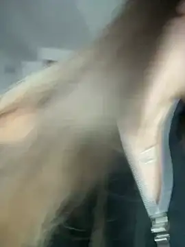 HotXMom online show from March 17, 2026, 7:22 am