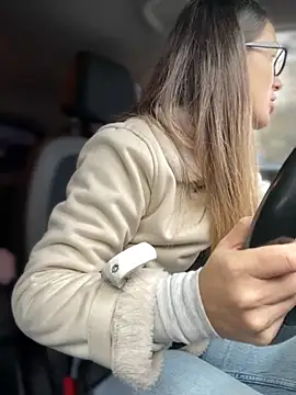 Snapshot of HotXMom chatting on November 12, 2025, 6:50 am HotXMom online show from November 12, 2025, 6:50 am