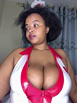 Snapshot of Linahlove chatting on May 31, 2026, 8:20 pm Linahlove online show from May 31, 2026, 8:20 pm