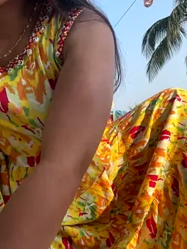 Snapshot of Ishikarana chatting on November 17, 2025, 9:13 am Ishikarana online show from November 17, 2025, 9:13 am