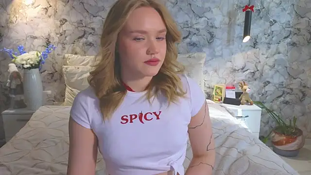 Aurora Golden1 online show from April 8, 2026, 3:19 am