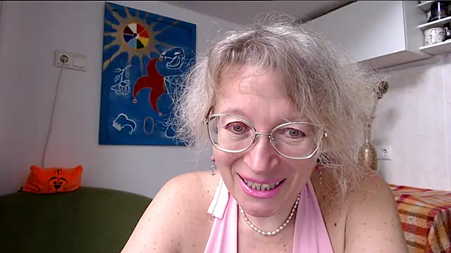 Snapshot of Zosya1111 chatting on January 25, 2025, 8:10 am Zosya1111 online show from January 25, 2025, 8:10 am