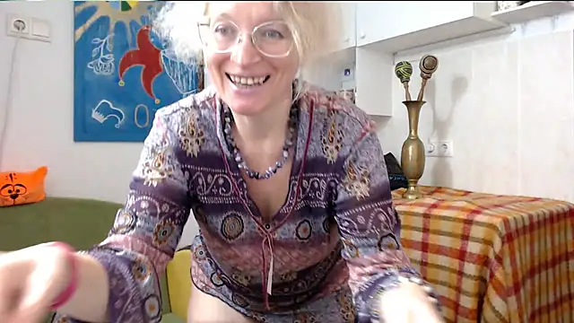 Snapshot of Zosya1111 chatting on January 23, 2025, 3:32 pm Zosya1111 online show from January 23, 2025, 3:32 pm