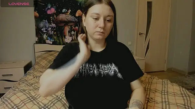 Snapshot of AlisaBacker chatting on November 28, 2025, 3:01 pm AlisaBacker online show from November 28, 2025, 3:01 pm