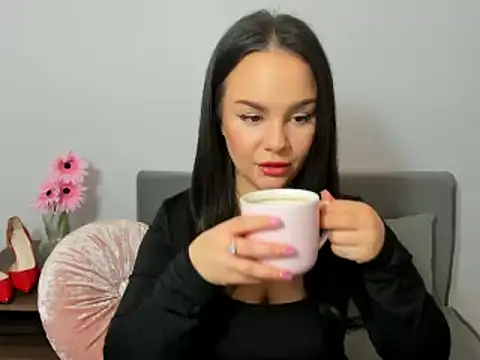 Snapshot of KendalNew chatting on March 14, 2025, 5:24 pm KendalNew online show from March 14, 2025, 5:24 pm