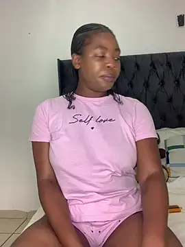 Snapshot of Ass-Queen chatting on February 23, 2026, 9:48 pm Ass-Queen online show from February 23, 2026, 9:48 pm