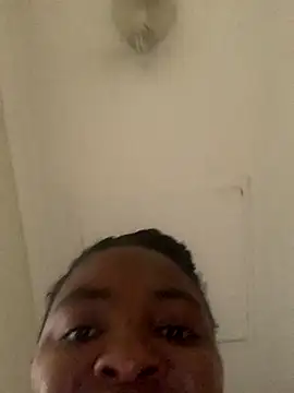 Snapshot of Ass-Queen chatting on December 3, 2025, 7:08 am Ass-Queen online show from December 3, 2025, 7:08 am