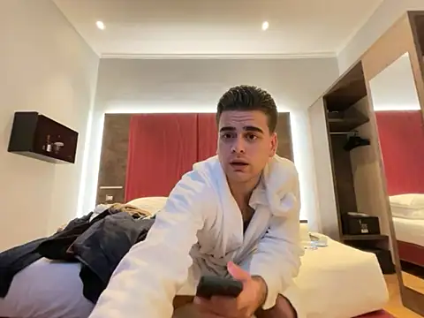 Snapshot of cubalibre02 chatting on November 29, 2025, 4:40 pm cubalibre02 online show from November 29, 2025, 4:40 pm