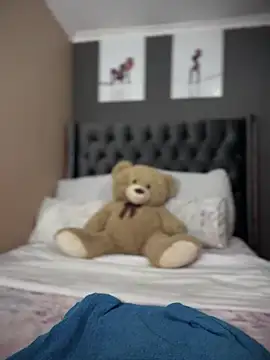 Snapshot of Candy-Heart chatting on February 17, 2025, 5:25 am Candy-Heart online show from February 17, 2025, 5:25 am