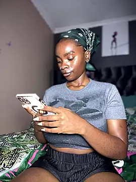 Candy-Heart online show from January 8, 2026, 11:55 pm