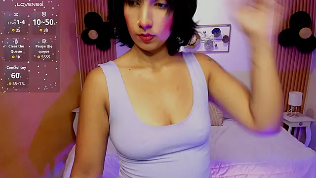 Snapshot of kristen_kassi chatting on January 5, 2026, 6:44 pm kristen kassi online show from January 5, 2026, 6:44 pm