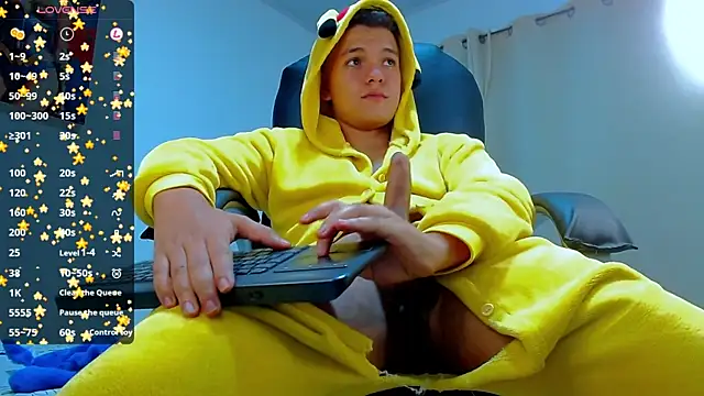 Snapshot of Dunkan_Kravitz chatting on March 23, 2025, 12:58 am Dunkan Kravitz online show from March 23, 2025, 12:58 am