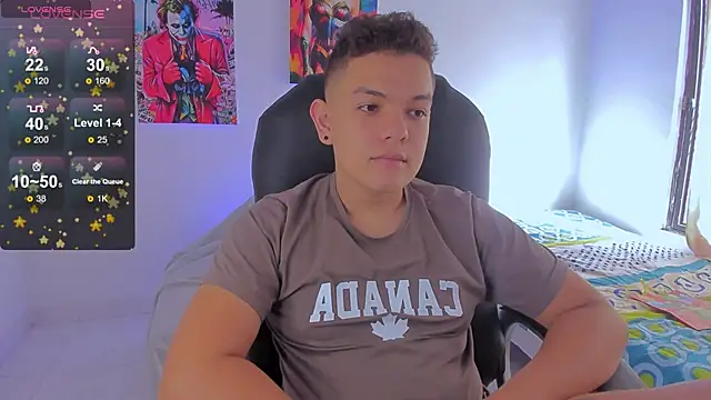 Snapshot of Dunkan_Kravitz chatting on September 17, 2025, 1:24 pm Dunkan Kravitz online show from September 17, 2025, 1:24 pm